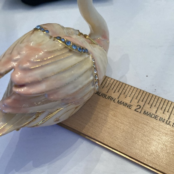 Vintage Enamel Swan Trinket Box - Picture 11 of 11